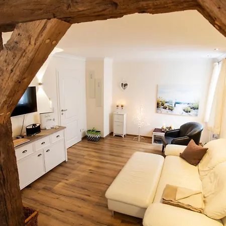 דירה Altstadtjuwel @conny's ברילון